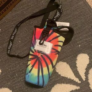 Water bottle insulator with strap